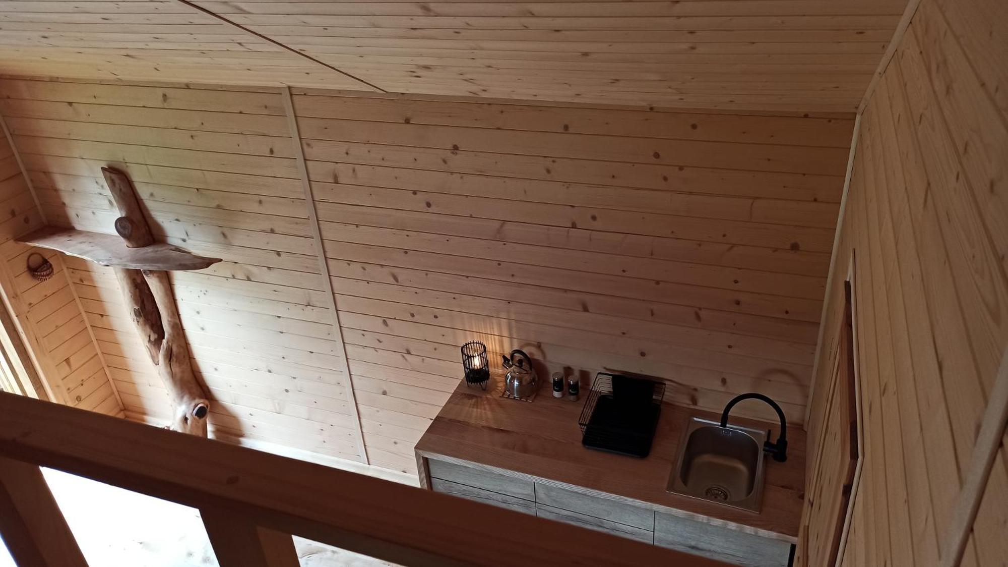 Survivalowa W Lesie Chalet *